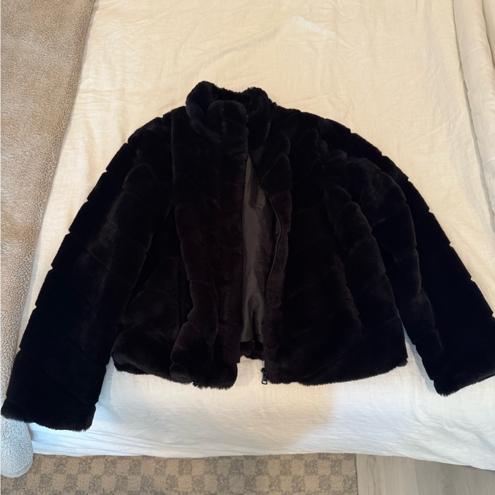 FAUX FUR JACKET